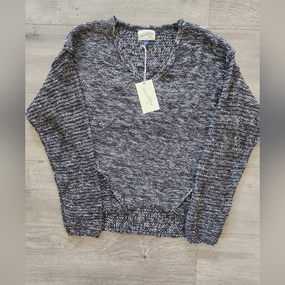 Universal Thread Womens crop pullover sweater V neck
